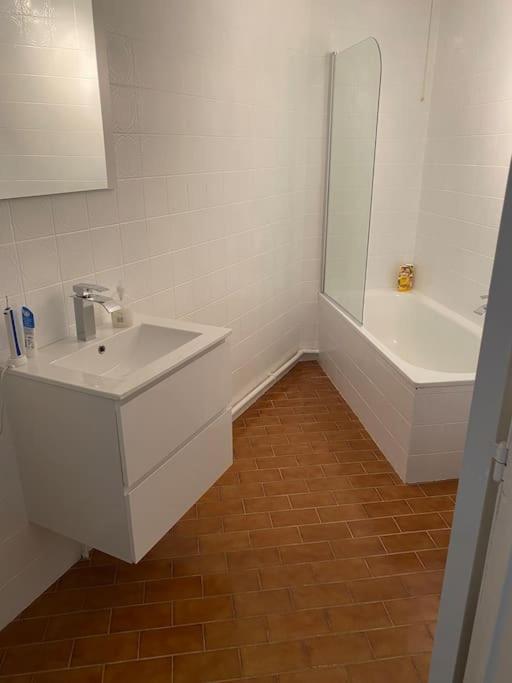 Beautiful 3 Bedroom Appartement